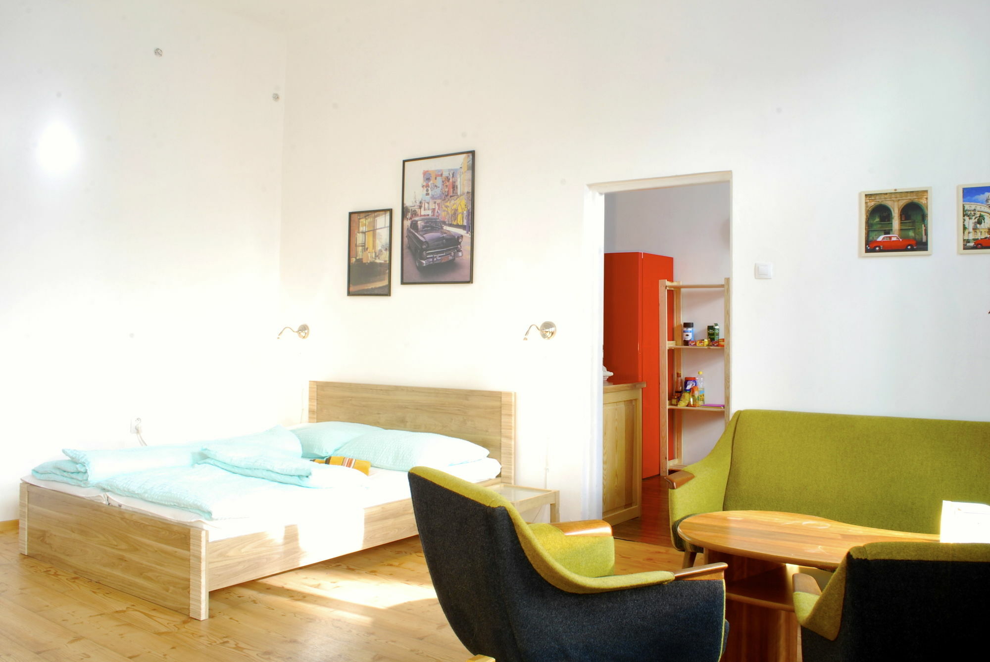 Cuba Bar & Hostel Ceske Budejovice Exteriör bild